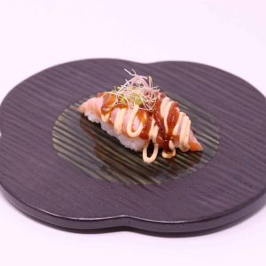 084 -Nigiri-flambe-spicy-salmone